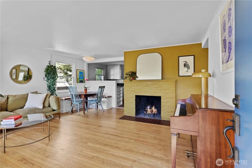 Property photo for 314 Nw 44th Street, Seattle photo 2