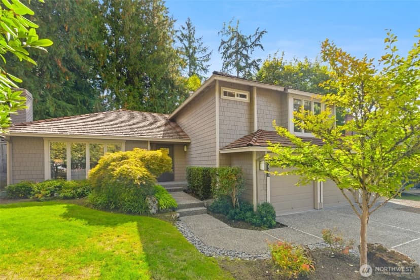 Property photo for 20535 Ne 37th Way, Sammamish photo 3