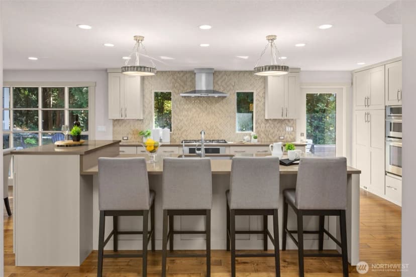 Property photo for 20535 Ne 37th Way, Sammamish photo 12