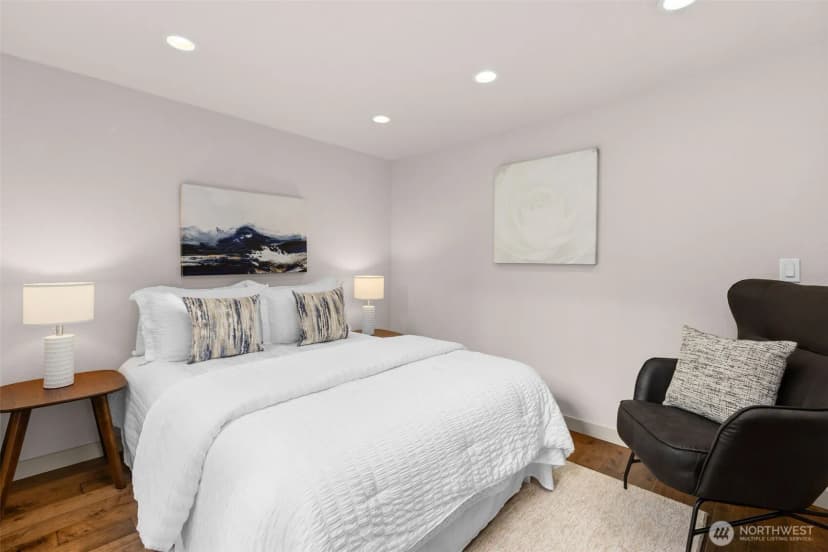 Property photo for 20535 Ne 37th Way, Sammamish photo 17