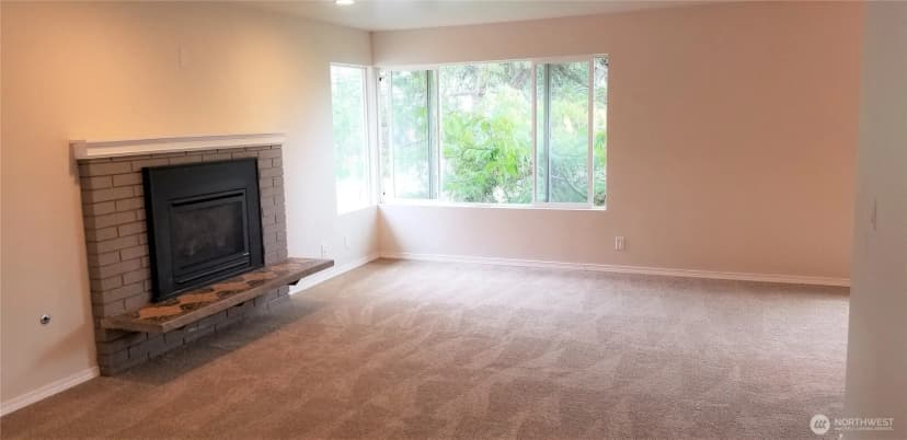 Property photo for 13807 Greenwood Avenue N, Seattle photo 20