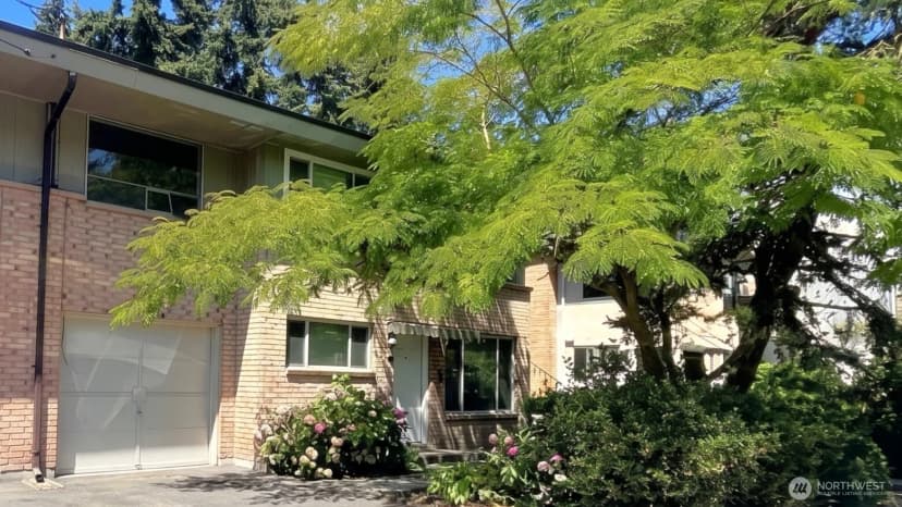 Property photo for 13807 Greenwood Avenue N, Seattle photo 26