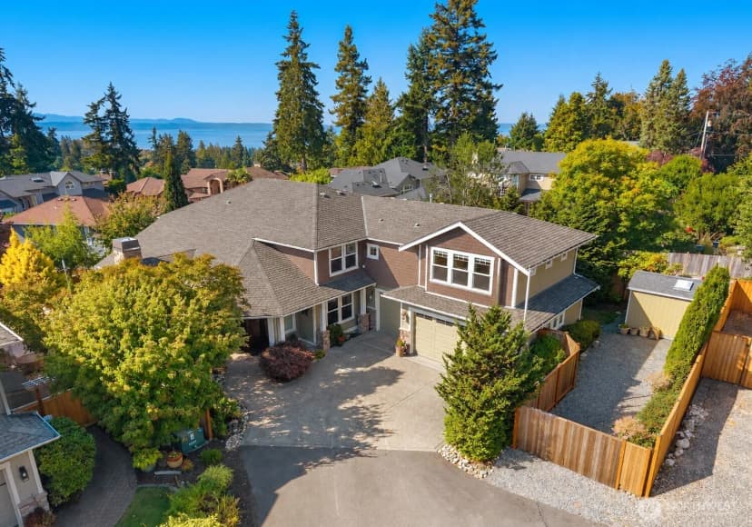 Property photo for 9815 224th Street Sw, Edmonds photo 10