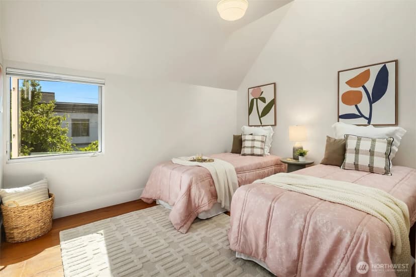 Property photo for 6702 20th Avenue Nw, Seattle photo 22