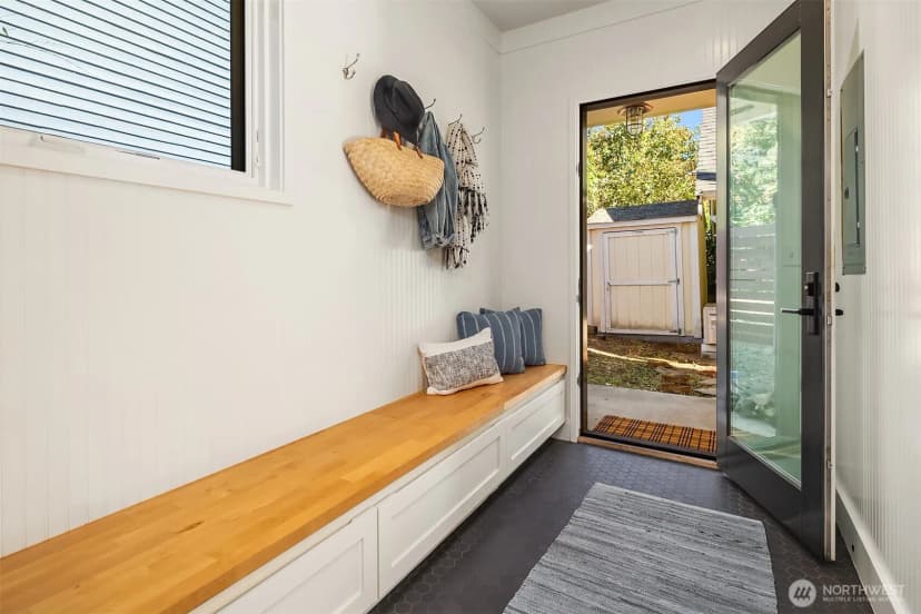 Property photo for 6702 20th Avenue Nw, Seattle photo 27