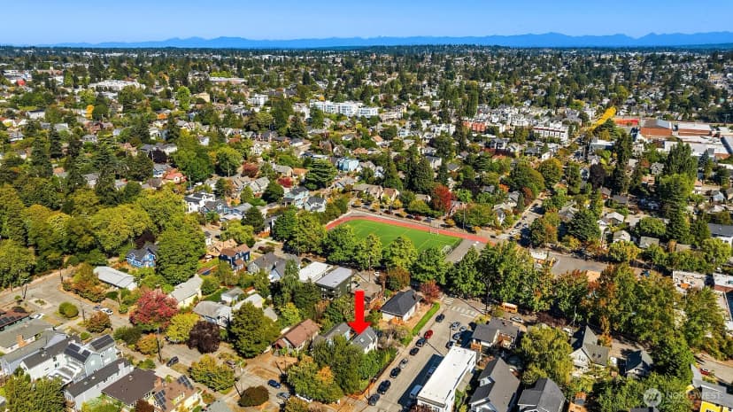 Property photo for 6702 20th Avenue Nw, Seattle photo 38