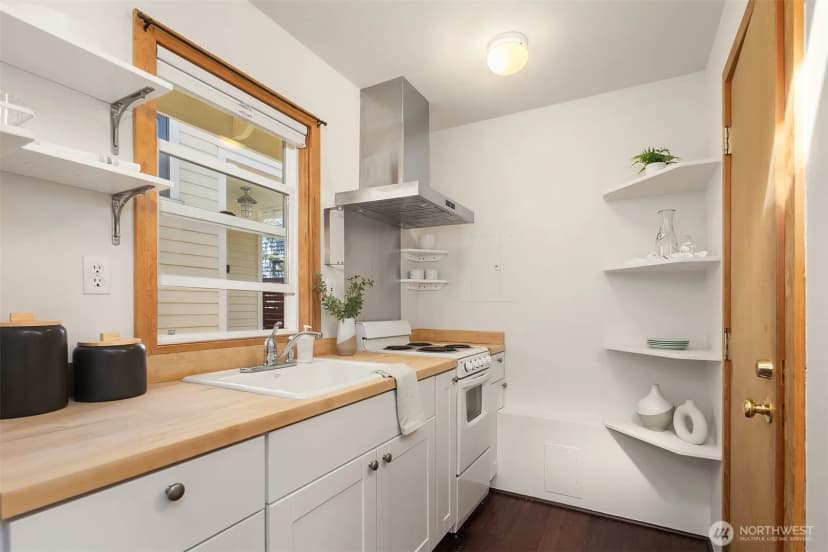 Property photo for 6702 20th Avenue Nw, Seattle photo 31