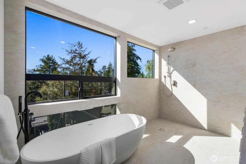 Property photo for 8018 45th Avenue Sw, Seattle photo 23