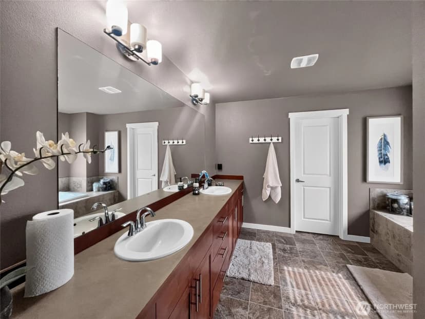 Property photo for 6321 Thomas Place Se, Auburn photo 17