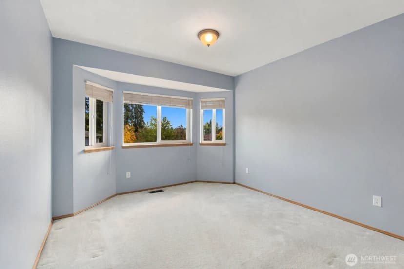 Property photo for 15928 Larch Way, Lynnwood photo 17