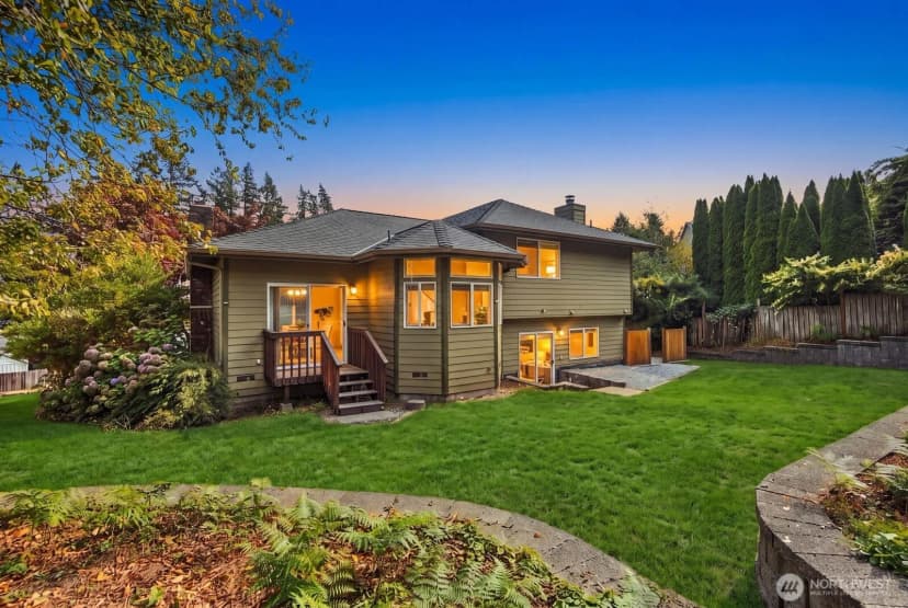 Property photo for 15928 Larch Way, Lynnwood photo 33