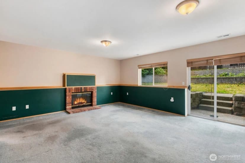 Property photo for 15928 Larch Way, Lynnwood photo 22