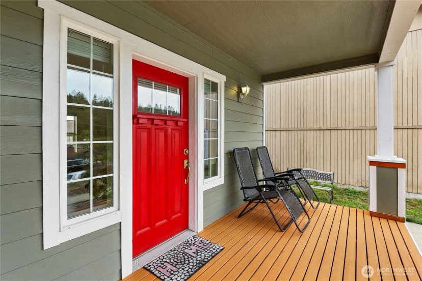 Property photo for 1216 Humphrey Avenue W, Bremerton photo 4