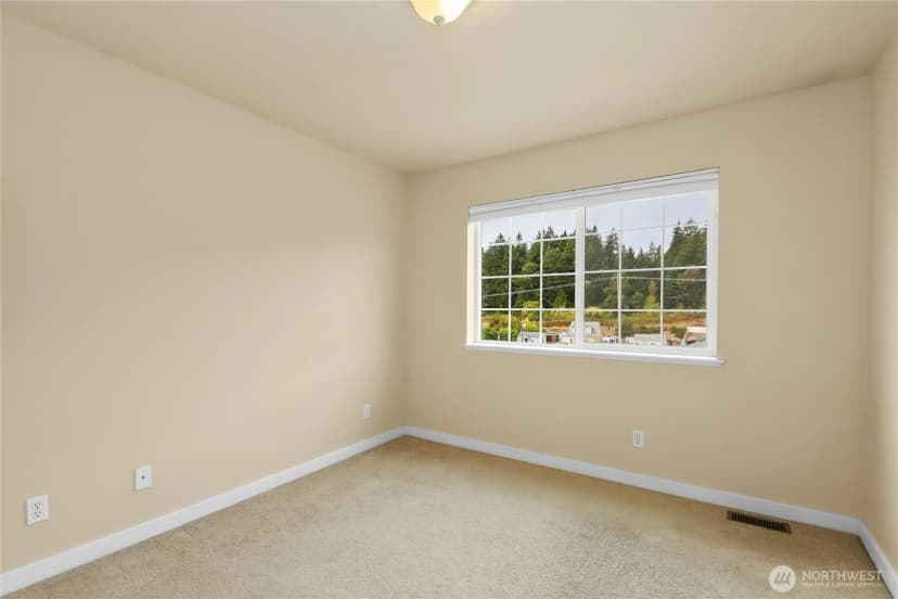 Property photo for 1216 Humphrey Avenue W, Bremerton photo 25