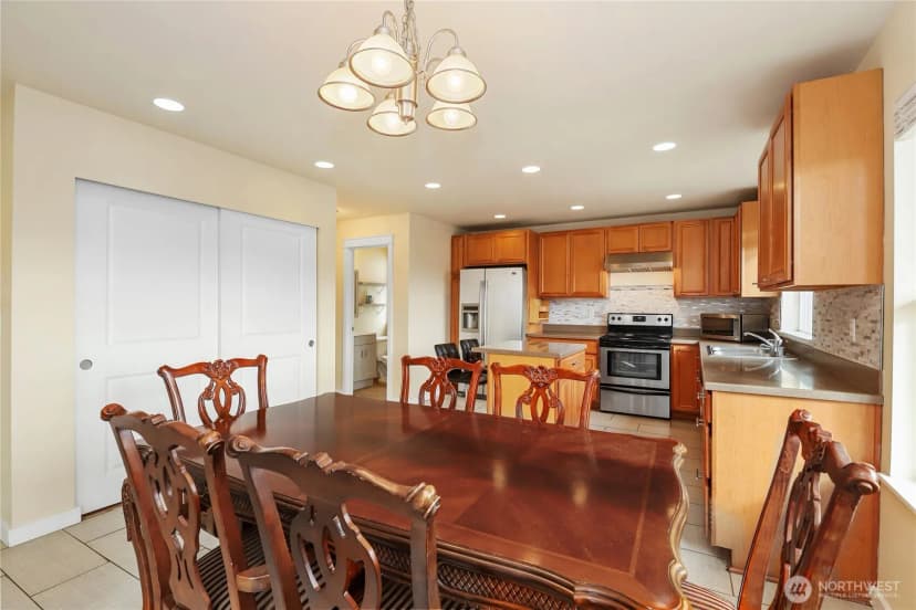 Property photo for 1216 Humphrey Avenue W, Bremerton photo 11