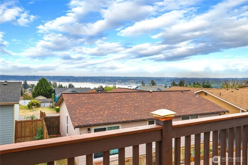 Property photo for 1216 Humphrey Avenue W, Bremerton photo 22