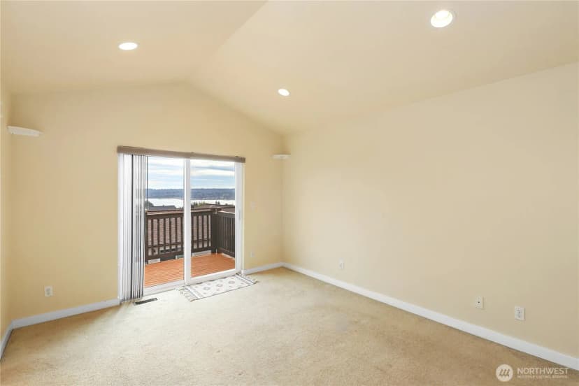 Property photo for 1216 Humphrey Avenue W, Bremerton photo 17