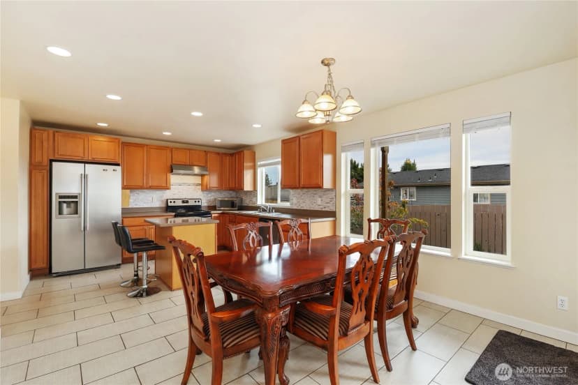 Property photo for 1216 Humphrey Avenue W, Bremerton photo 10