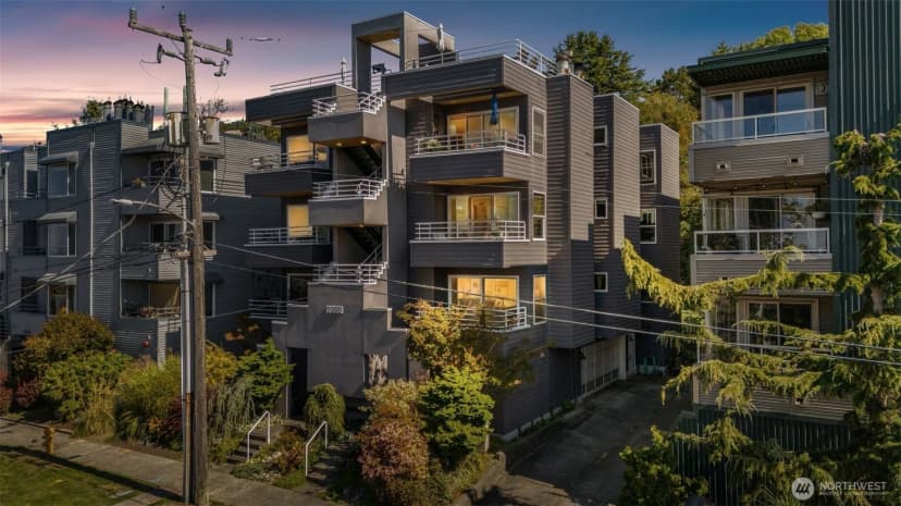 Property photo for 3200 Alki Avenue Sw #201, Seattle photo 25