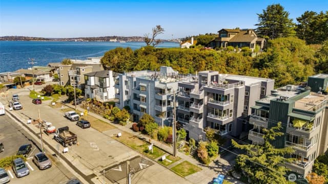Property photo for 3200 Alki Avenue Sw #201, Seattle photo 3