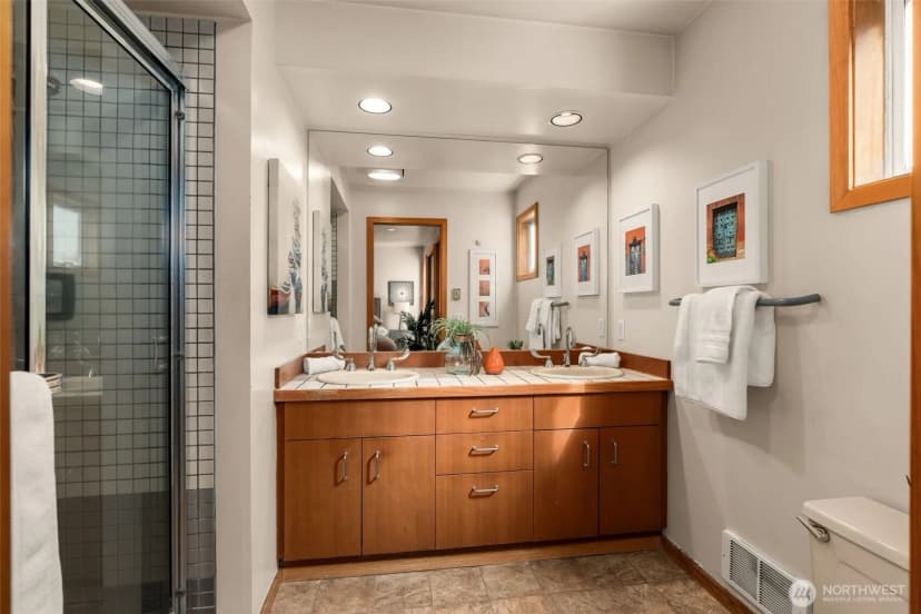Property photo for 3200 Alki Avenue Sw #201, Seattle photo 15