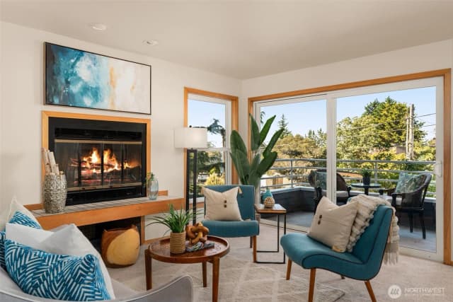 Property photo for 3200 Alki Avenue Sw #201, Seattle photo 5