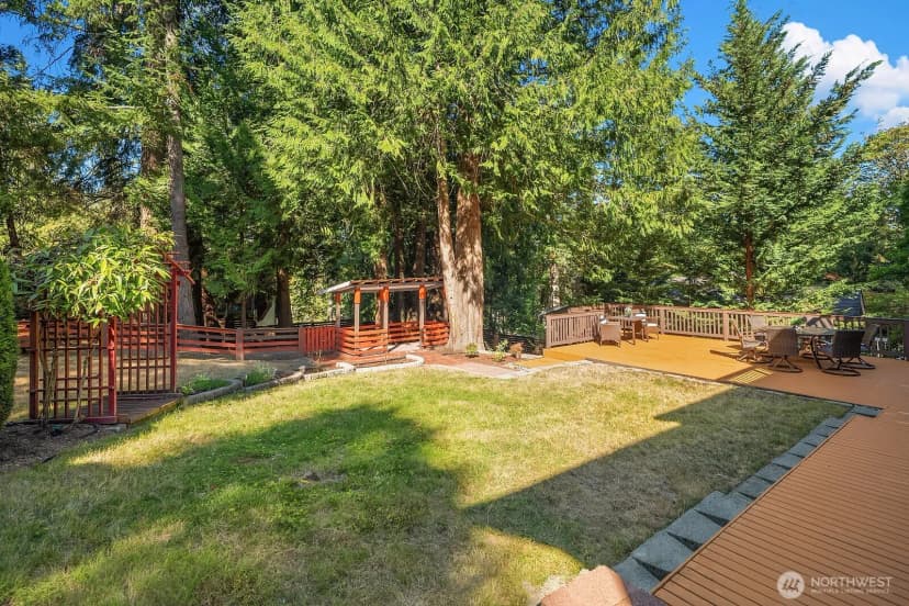 Property photo for 22706 Ne 12th Place, Sammamish photo 33