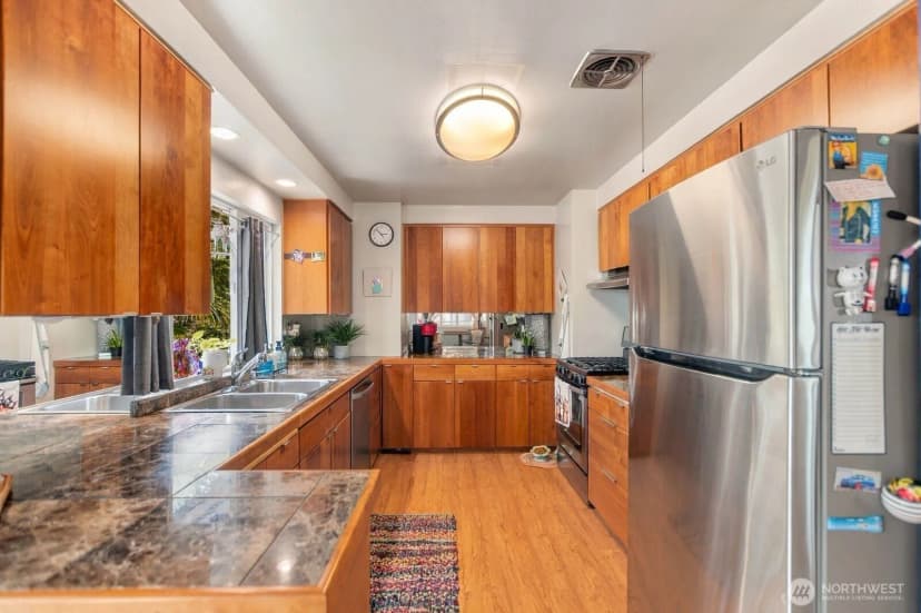 Property photo for 2815 Sw 109th Street, Seattle photo 4