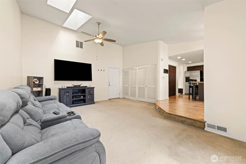 Property photo for 4101 Browns Point Boulevard Ne, Tacoma photo 15