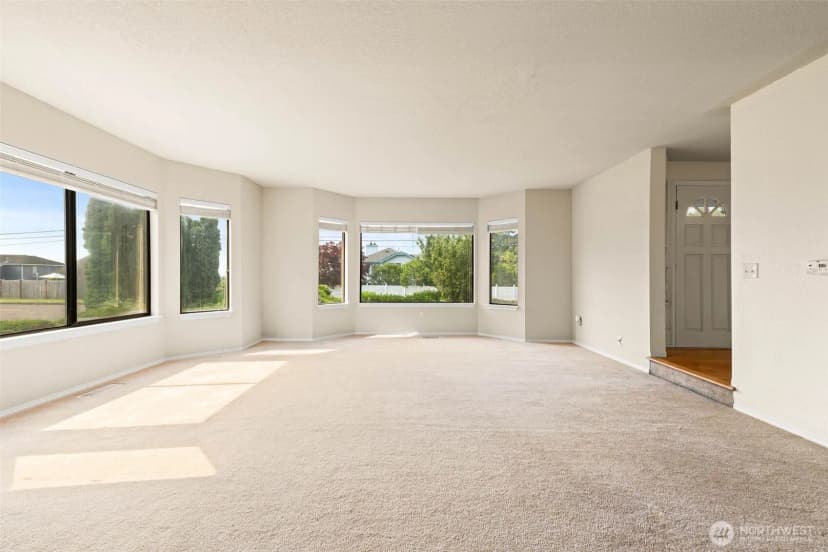Property photo for 4101 Browns Point Boulevard Ne, Tacoma photo 6