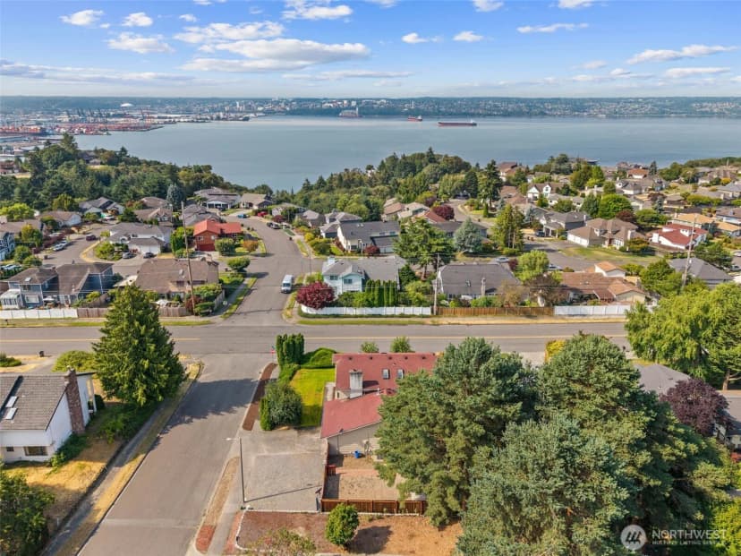 Property photo for 4101 Browns Point Boulevard Ne, Tacoma photo 37