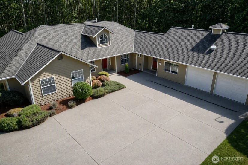 Property photo for 10117 159th Avenue Se, Snohomish photo 2