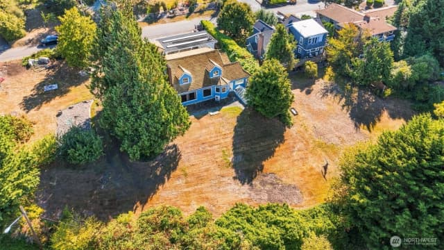 Property photo for 912 S Magnolia Lane, Tacoma photo 3