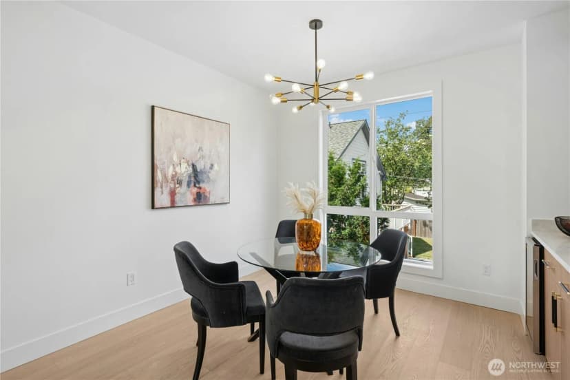 Property photo for 9242 Dayton Avenue N #b, Seattle photo 13