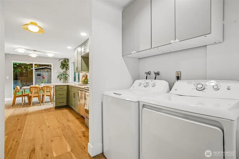 Property photo for 811 Ne 57th Street, Seattle photo 17