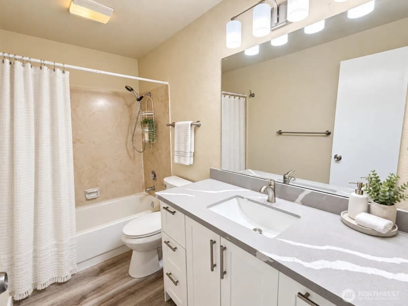 Property photo for 21513 4th Avenue W #c13, Bothell photo 7