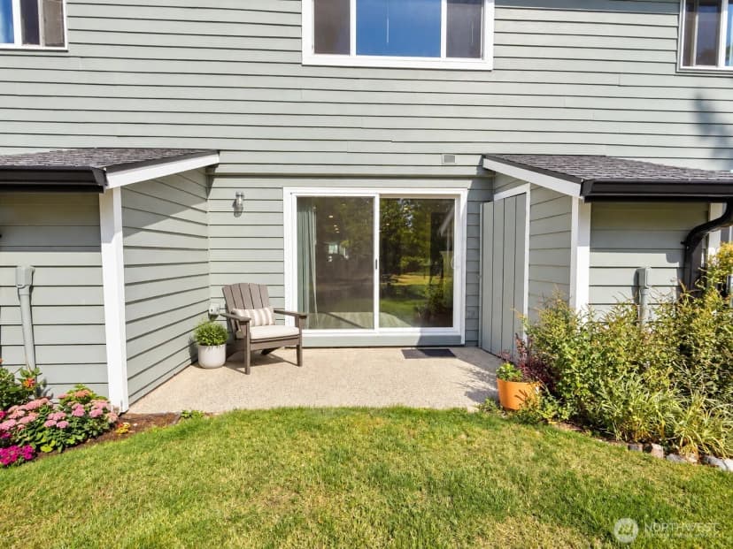Property photo for 21513 4th Avenue W #c13, Bothell photo 13