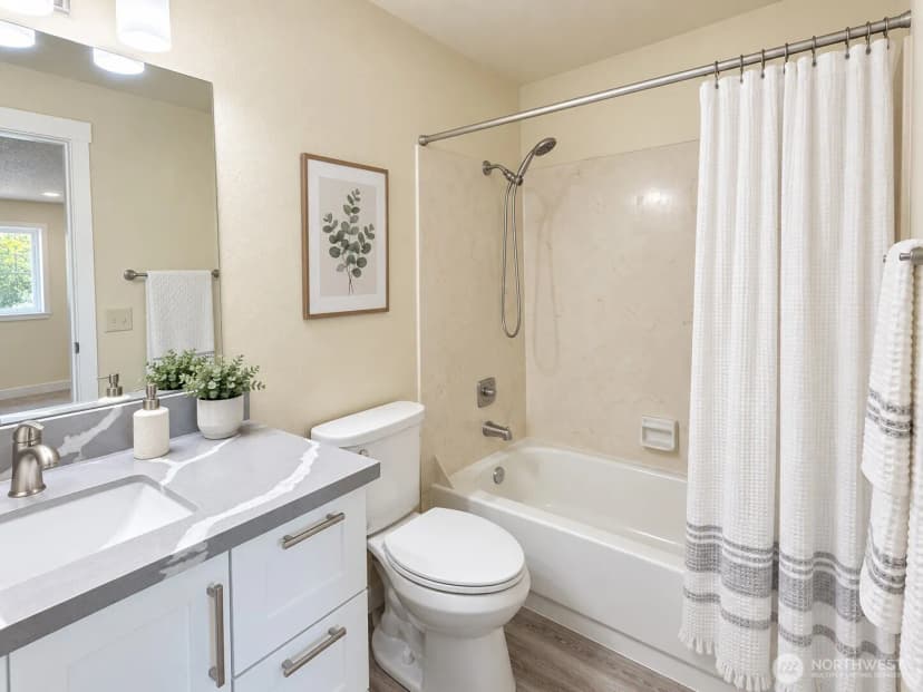 Property photo for 21513 4th Avenue W #c13, Bothell photo 10