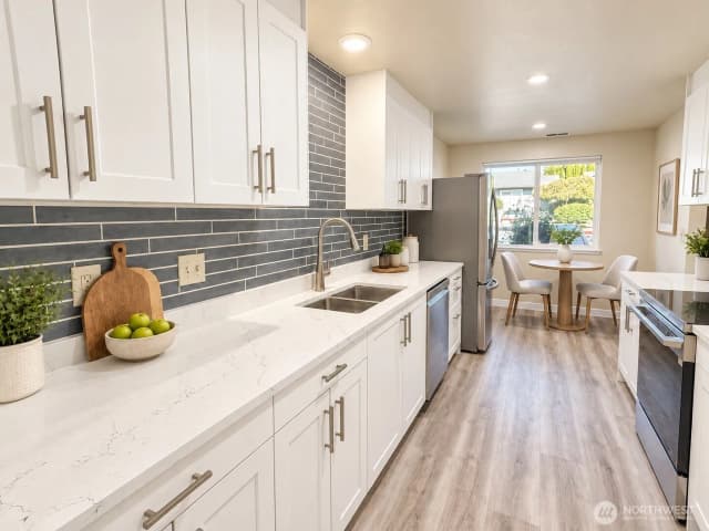 Property photo for 21513 4th Avenue W #c13, Bothell photo 2