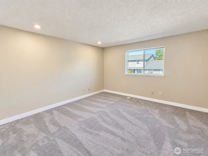 Property photo for 21513 4th Avenue W #c13, Bothell photo 8