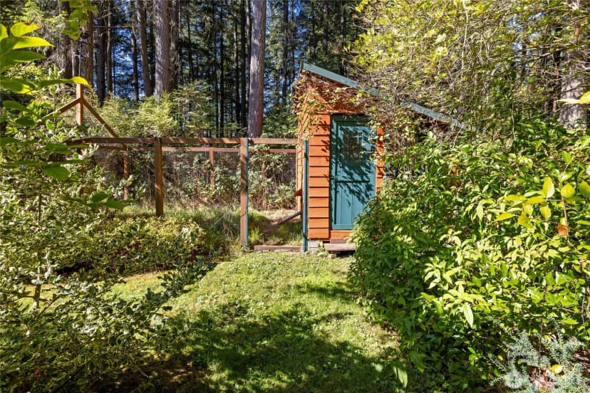 Property photo for 825 Sw Winter Springs Lane, Port Orchard photo 30