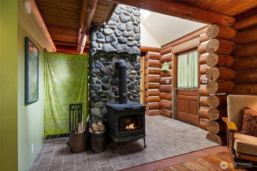 Property photo for 825 Sw Winter Springs Lane, Port Orchard photo 7