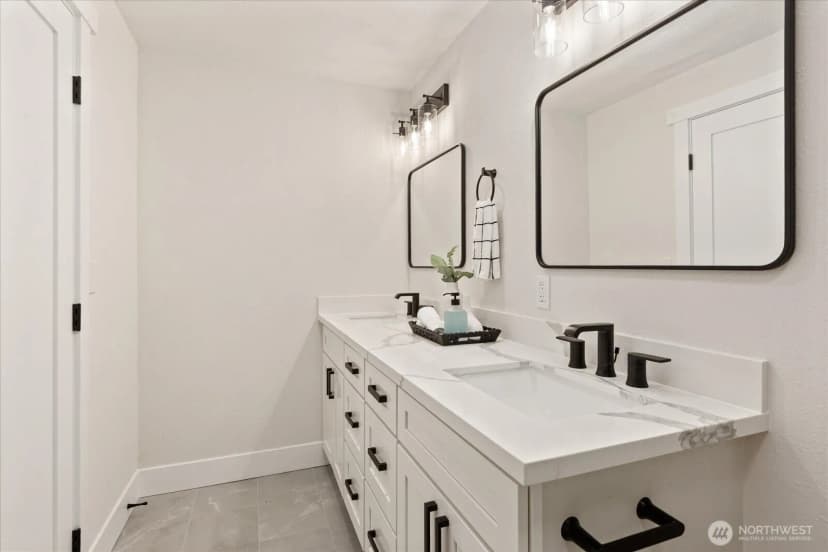 Property photo for 1035 156th Avenue Ne #33, Bellevue photo 14