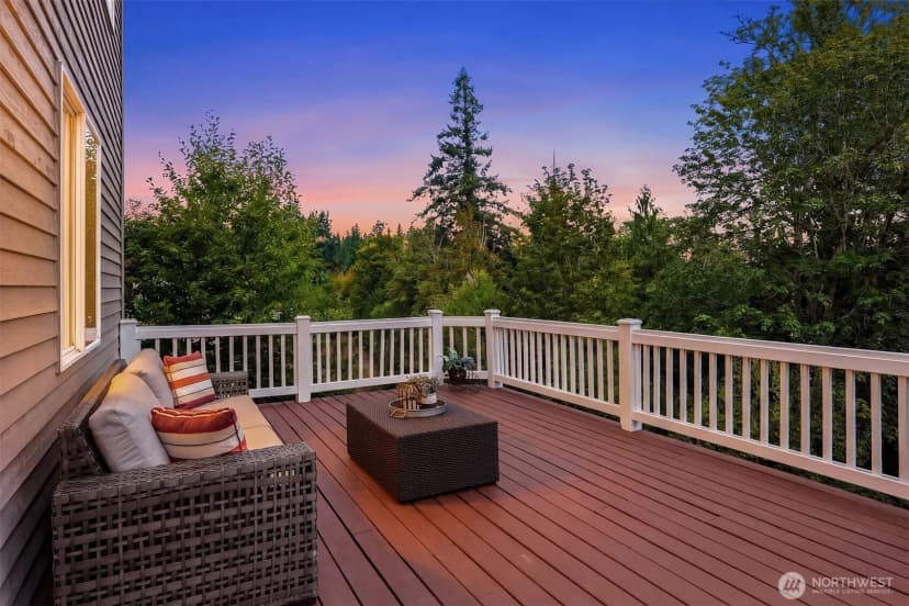 Property photo for 2046 277th Avenue Se, Sammamish photo 11