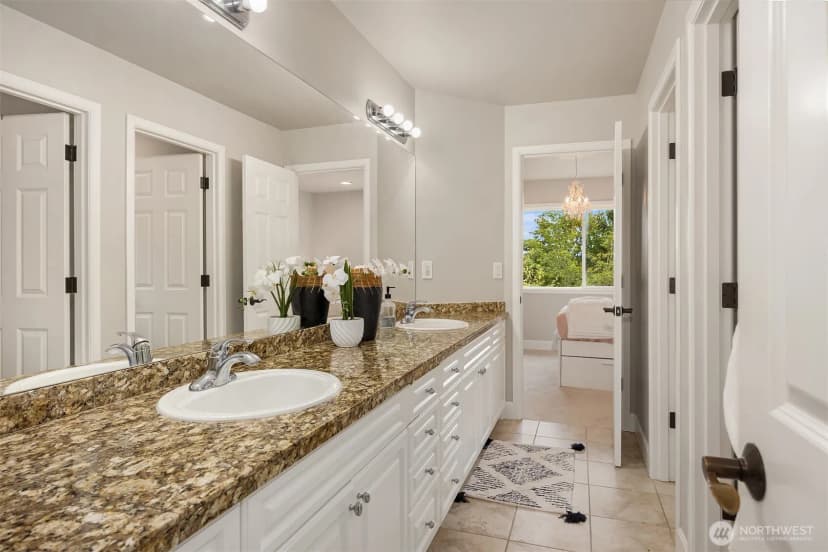 Property photo for 2046 277th Avenue Se, Sammamish photo 26