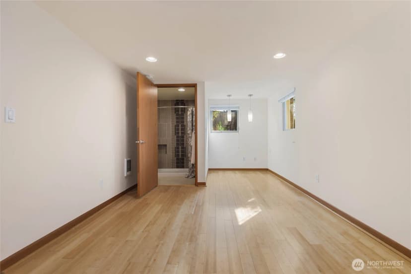 Property photo for 11704 Palatine Avenue N, Seattle photo 34