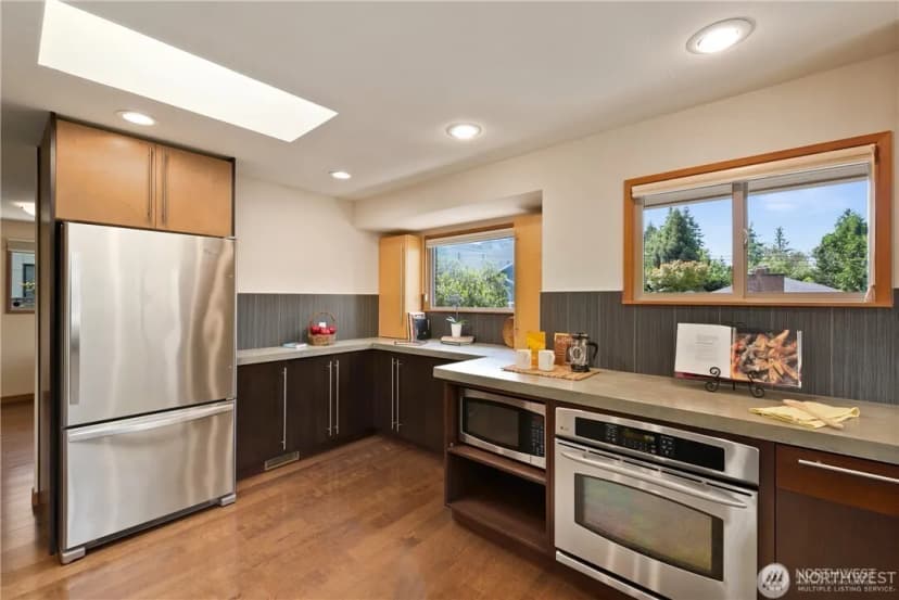 Property photo for 11704 Palatine Avenue N, Seattle photo 13