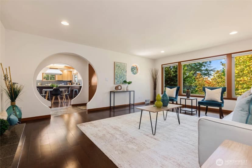 Property photo for 11704 Palatine Avenue N, Seattle photo 8