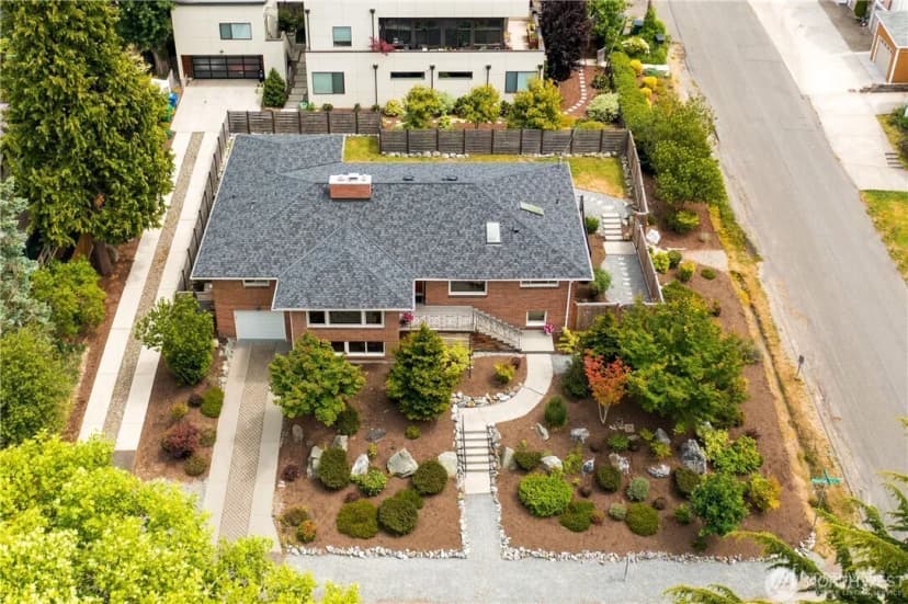 Property photo for 11704 Palatine Avenue N, Seattle photo 38