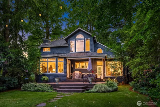 Property photo for 2459 215th Avenue Se, Sammamish photo 3